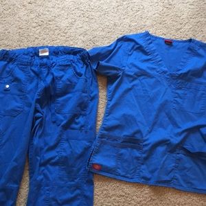 Dickies GenFlex royal blue scrub set